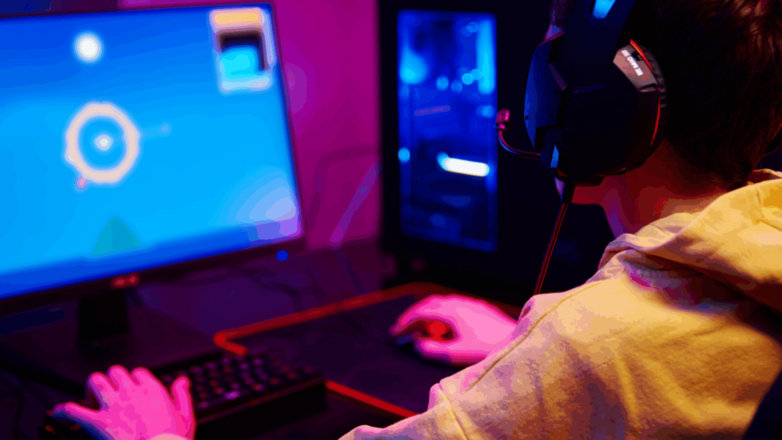 How to Choose the Right PC for Your Needs in 2025