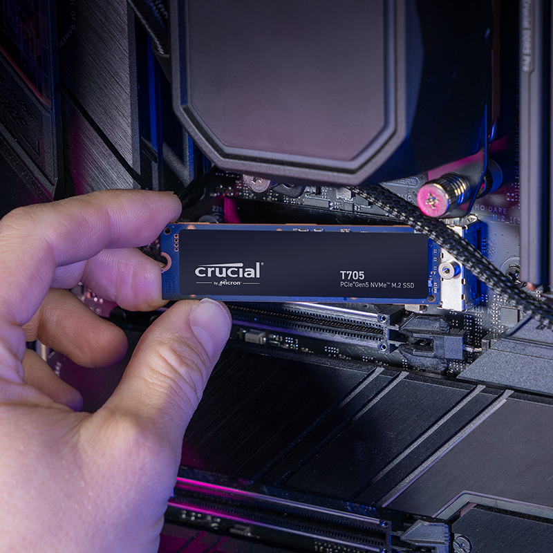 Crucial T705 4TB M.2 NVMe Gen5 NAND SSD - Image 2