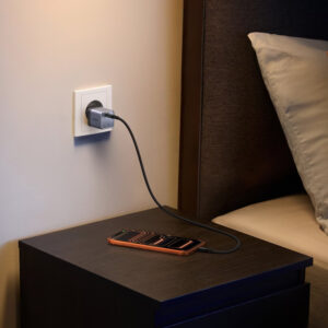 X860-95437B_UGreen-X860-GaN-65W-PD-USB-Type-C-Fast-Charger_wr_06
